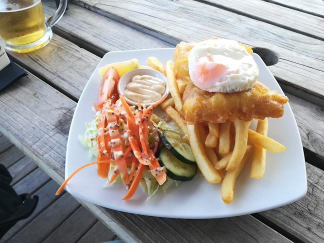 Te Puka Tavern - Hospitality and gastronomy