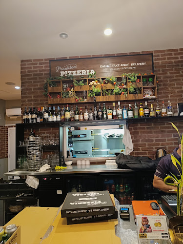 Comentarii opinii despre Frankton Pizzeria (Queenstown) dine in/ takeaway/ delivery.