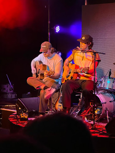 Comentarii opinii despre Monkey House Lounge and Cabaret Bar