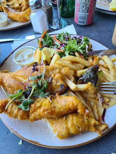 Kreem Cafe - Hospitality and gastronomy