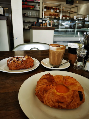 Comments and reviews of The French Baker