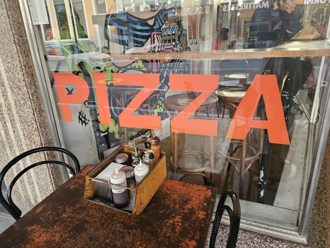 Vinci's Pizza - Hospitality and gastronomy