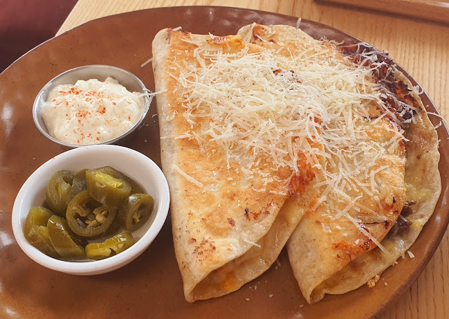 Child Sister - Hospitality and gastronomy