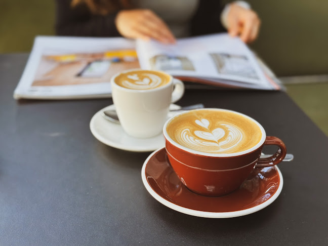 Comentarii opinii despre Kopi Cafe