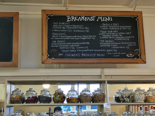 The Broadway Tearooms & Bakery - Hospitality and gastronomy