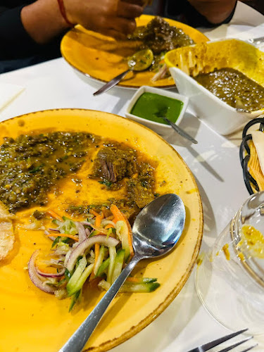 Comentarii opinii despre Own Masala Indian Restaurant Bar and Takeaways.