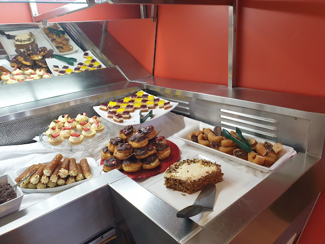 Happy Days Buffet Restaurant - Hospitality and gastronomy