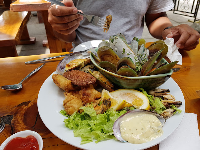 Comentarii opinii despre The Mussel Pot Restaurant