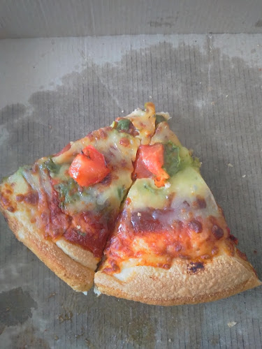 Pizza Hut Dinsdale - Hospitality and gastronomy