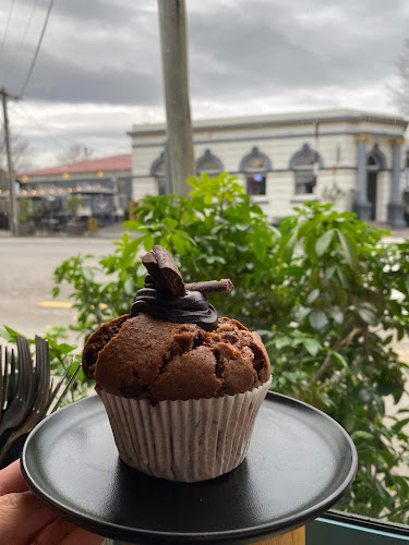 Opinii despre In The Neighbourhood Coffee House în Martinborough - Hospitality and gastronomy