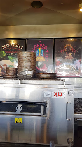 Hell Pizza Kumeu - Kumeū