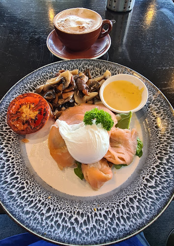 Sierra Café Lincoln Road - Hospitality and gastronomy