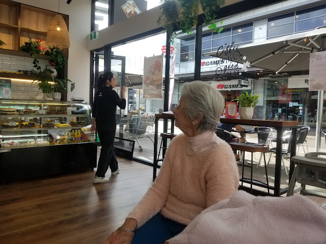 Comentarii opinii despre The Coffee Club The Base