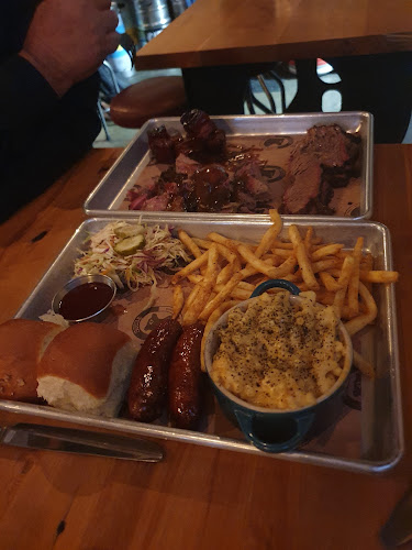 Comentarii opinii despre BEERS by Bacon Brothers