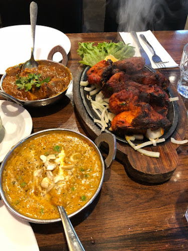 Lovely India Restaurant - Hospitality and gastronomy