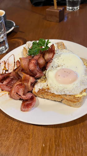 Vinnie's Cafe - Hospitality and gastronomy