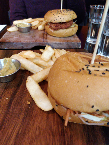 Comentarii opinii despre Lovebite