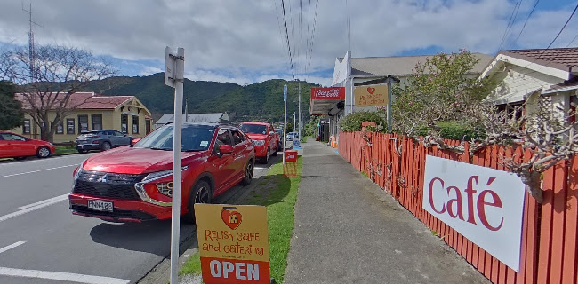 Comments and reviews of Relish Cafe and Catering