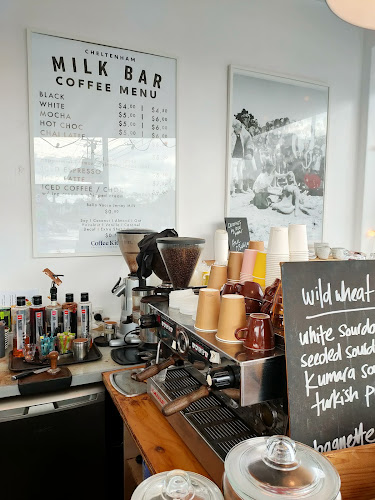 Opinii despre Cheltenham Milk Bar în Cheltenham - Hospitality and gastronomy