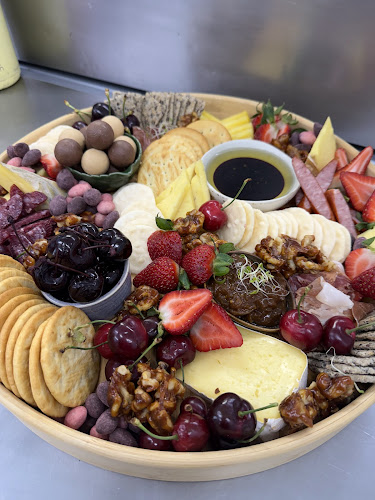 Pinot Junction -Lakeside Cafe - Cromwell