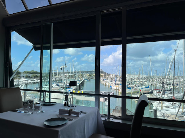 Sails Restaurant