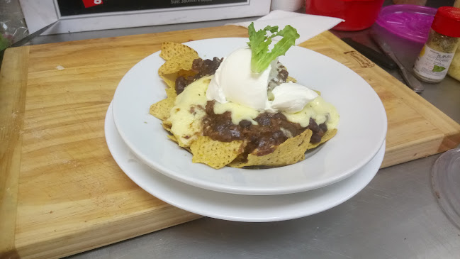 Cafe De Roadies Open Times