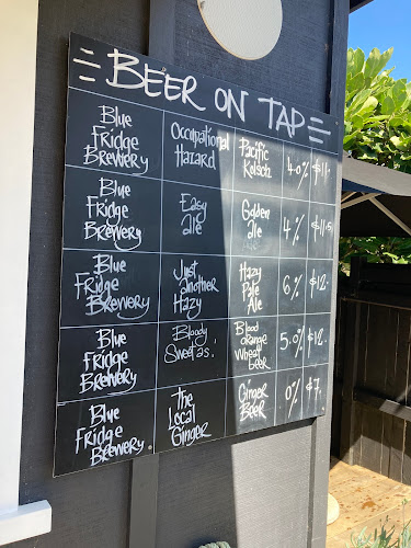 Hotties Beachfront Eatery - Whitianga