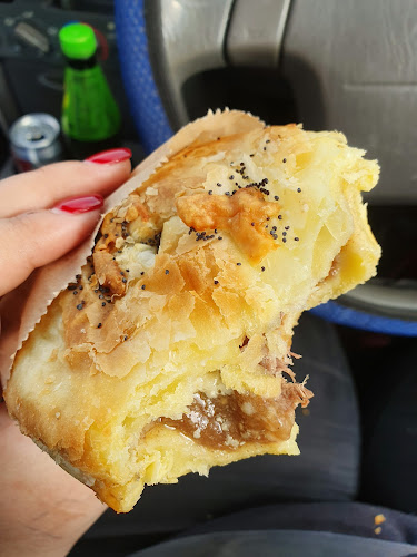 Dawnbake Bakery - Hospitality and gastronomy