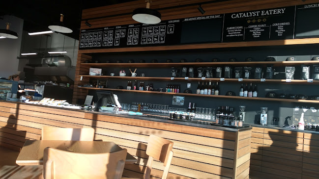 Comments and reviews of Catalyst Eatery