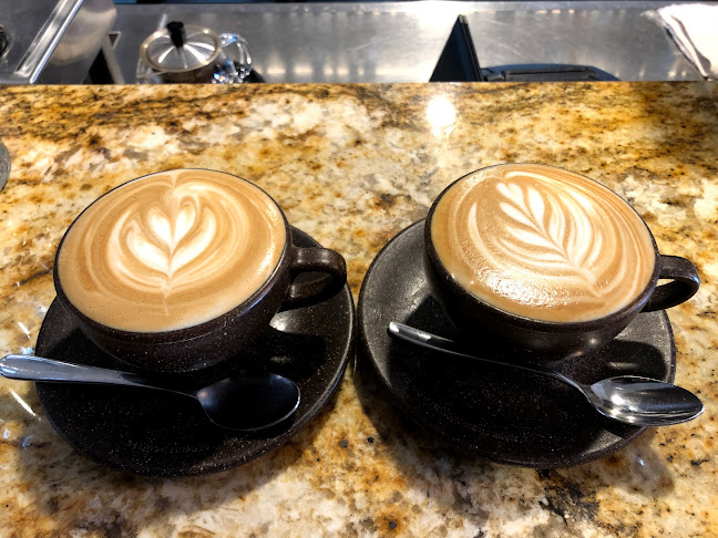 21 Days Bar & Brasserie