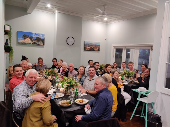 Devine Cafe and Restaurant