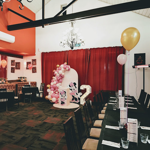 The Red Fort Indian Restaurant & Bar - Auckland