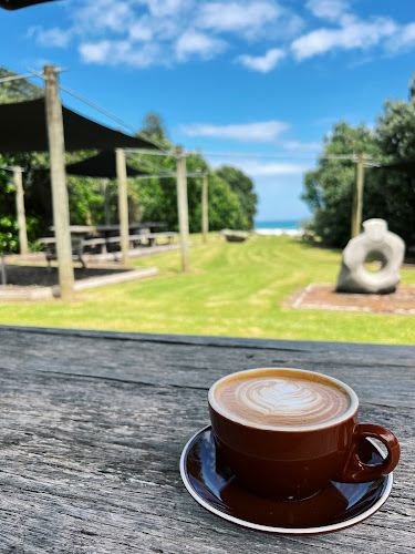 30 Beach Road, Waiiti 4377, New Zealand