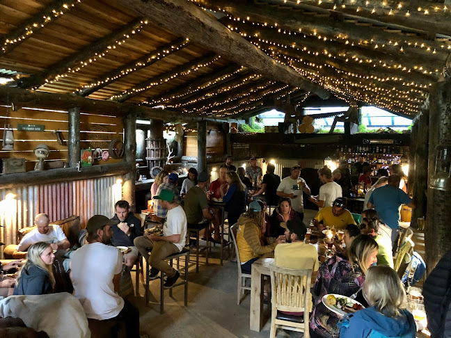 Moorings Restaurant - Hospitality and gastronomy