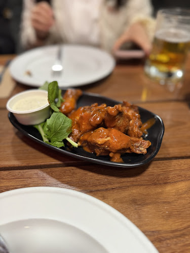 Opinii despre Fat Badgers Pizza Bar Queenstown în Queenstown - Hospitality and gastronomy