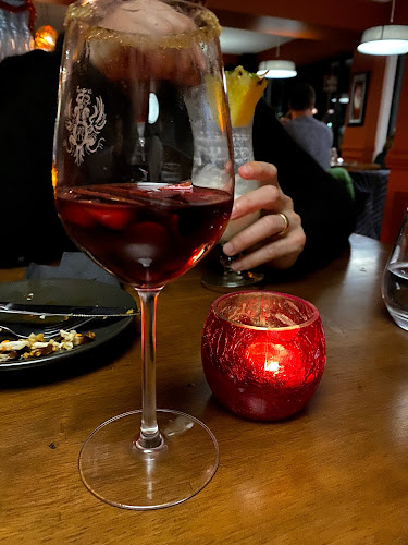 Comentarii opinii despre Momentos By The Lake Restaurant