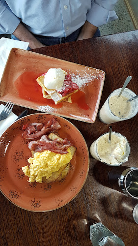 The Peppermill Cafe - Porirua