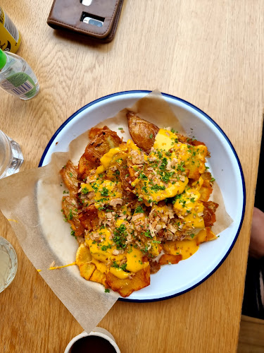 Comes First Diner - Hospitality and gastronomy