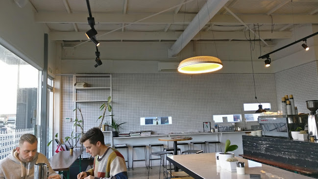 Blind Basket Cafe - Hospitality and gastronomy