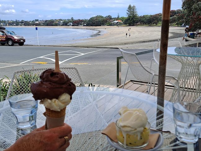Takapuna Beach Cafe - Hospitality and gastronomy