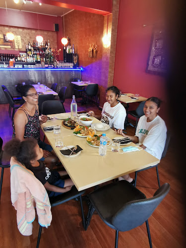 Comments and reviews of Thai Thani 2