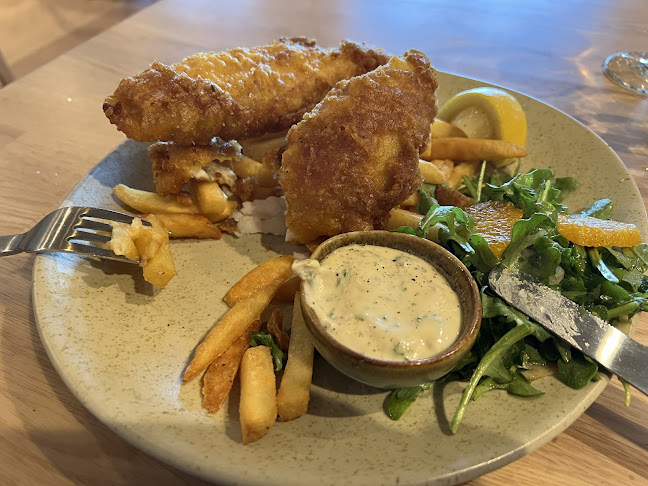 Reviews of Off The Track Restaurant and Licenced Cafe in Havelock North - Hospitality and gastronomy