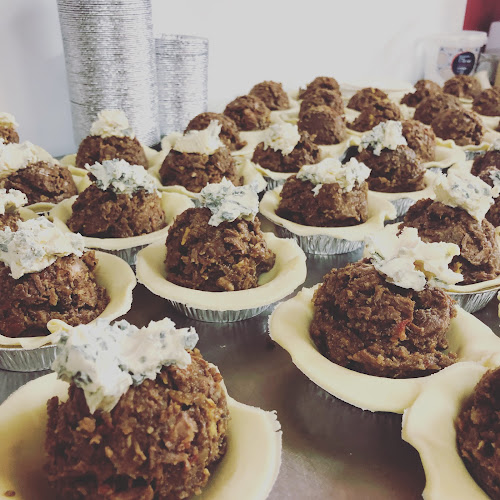 Comentarii opinii despre The Burleigh Gourmet Pies