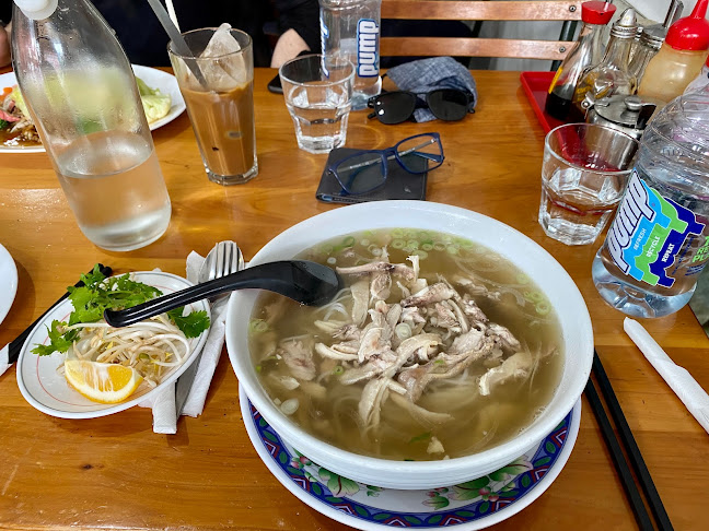 Comentarii opinii despre Mekong Cafe