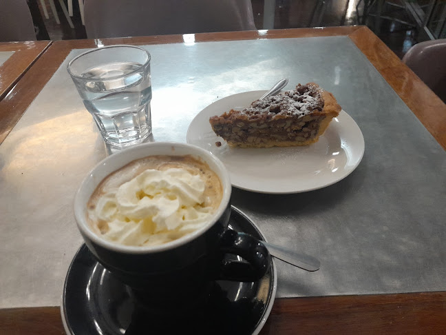 Sierra Café Lorne Street Open Times