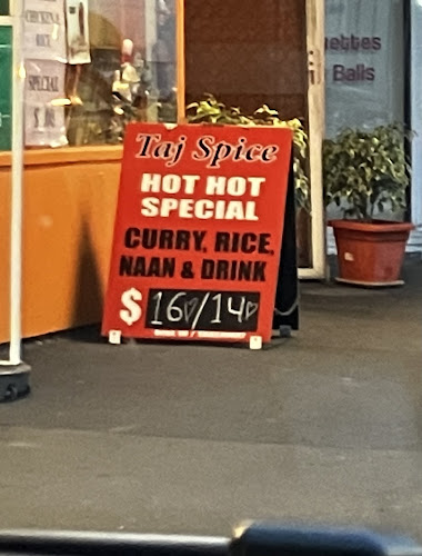 Comentarii opinii despre Taj Spice Indian Restaurant & Takeaway