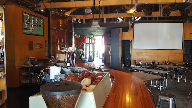 Comments and reviews of Shed 2 on the Quay