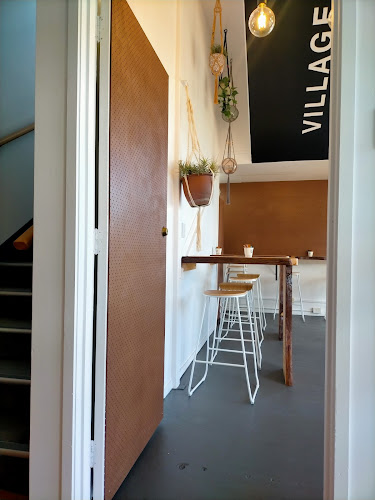 The Villager - Thames