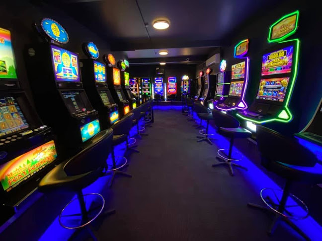 Cutlers Entertainment - Hospitality and gastronomy