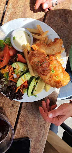 Groper Garage Bar & Restaurant - Hospitality and gastronomy